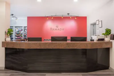 Photo 3 - Ramada by Wyndham Bakersfield North