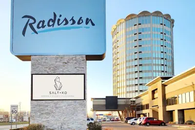 Photo 2 - Radisson Hotel Southfield-Detroit
