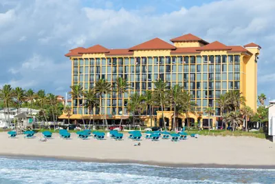 Photo 2 - Wyndham Deerfield Beach Resort