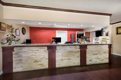 Photo 4 - Knights Inn College Station