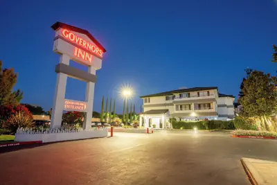 Photo 2 - Governors Inn Hotel