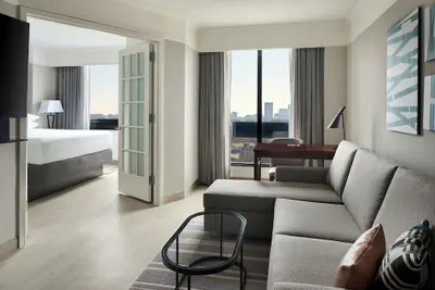 Photo 2 - Washington Dulles Marriott Suites