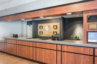 Photo 3 - Comfort Inn by the Bay