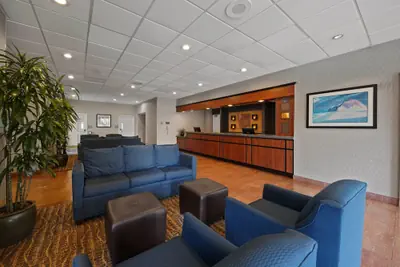 Photo 5 - Comfort Inn by the Bay
