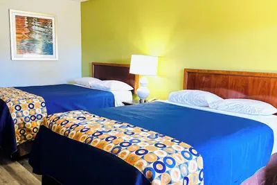 Photo 2 - Newnan Lodge