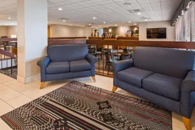 Photo 4 - Days Inn by Wyndham Englewood Dayton Airport