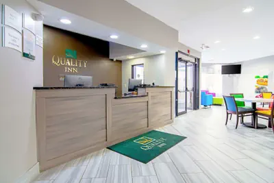 Photo 2 - Quality Inn VIlla Rica