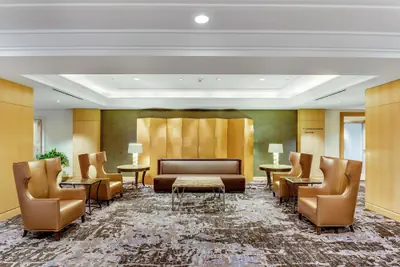 Photo 4 - Hilton Los Angeles Airport