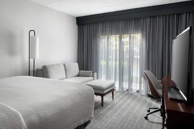 Photo 5 - Courtyard by Marriott Poughkeepsie
