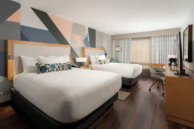 Photo 4 - Hotel Mockingbird, Dallas, A Tribute Portfolio Hotel
