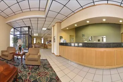 Photo 5 - Quality Inn Harrison North