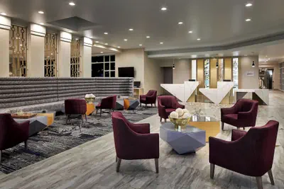 Photo 4 - Sheraton Richmond Airport Hotel