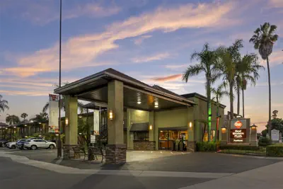 Photo 2 - Best Western Plus Pavilions