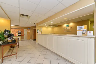 Photo 5 - Quality Inn At the Mall - Valdosta