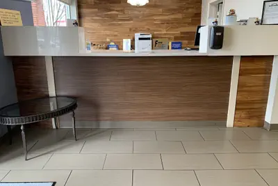 Photo 3 - Days Inn by Wyndham Jonesboro AR