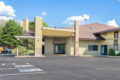 Photo 2 - Quality Inn & Suites Black River Falls I-94