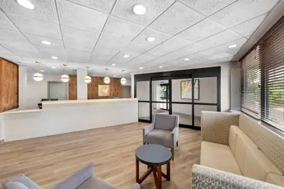 Photo 3 - Comfort Inn Paramus - Hackensack