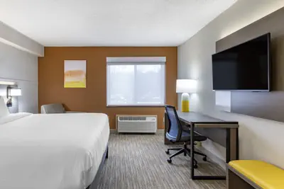 Photo 4 - Comfort Inn Paramus - Hackensack