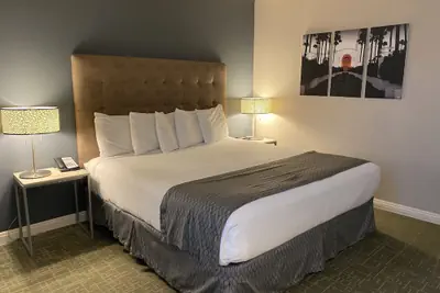 Photo 5 - Redac Gateway Hotel In Torrance