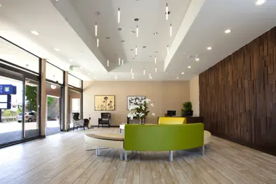 Photo 2 - Redac Gateway Hotel In Torrance