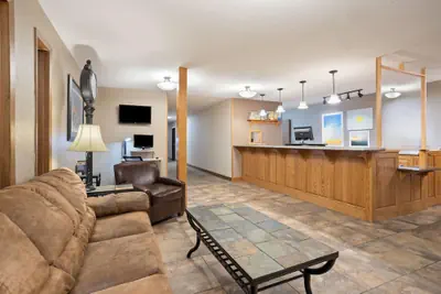 Photo 5 - Days Inn by Wyndham Spearfish