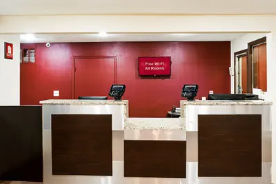 Photo 5 - Red Roof Inn Indianapolis East