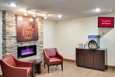 Photo 3 - Red Roof Inn Indianapolis East