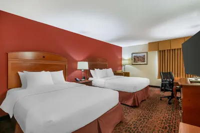 Photo 5 - Best Western St. Louis Fairview Heights
