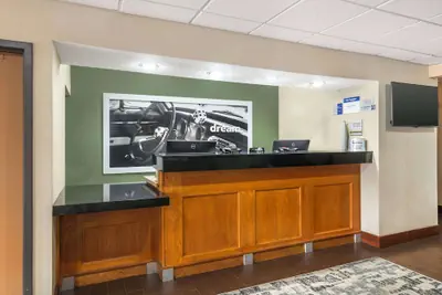 Photo 3 - Best Western St. Louis Fairview Heights