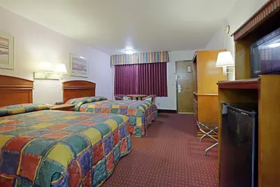 Photo 4 - Americas Best Value Inn Pico Rivera Los Angeles E