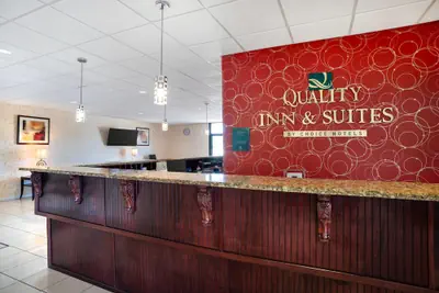 Photo 2 - Quality Inn & Suites near Lake Eufaula