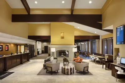 Photo 3 - DoubleTree by Hilton Ontario Airport