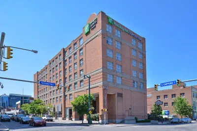 Photo 2 - Holiday Inn Express & Suites Buffalo Downtown - Medical CTR by IHG