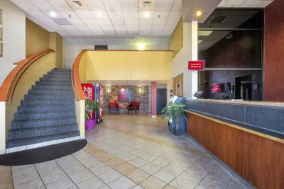 Photo 3 - Sycamore Suites