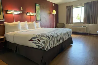 Photo 5 - Sycamore Suites
