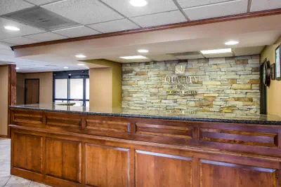 Photo 4 - Quality Inn Colorado Springs South