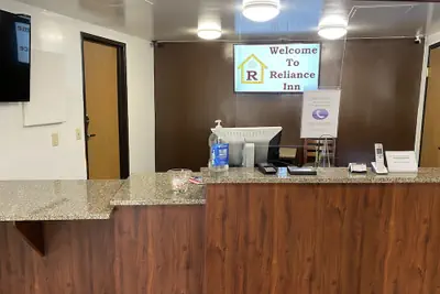 Photo 4 - Reliance Inn