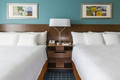 Photo 5 - Fairfield Inn & Suites Galesburg