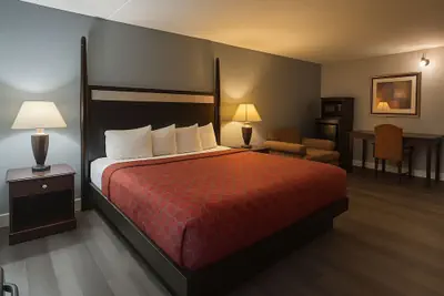 Photo 5 - Key Inn Roseville