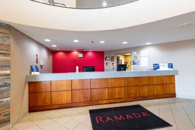 Photo 3 - Ramada by Wyndham Columbus North