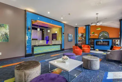 Photo 2 - Quality Inn London North