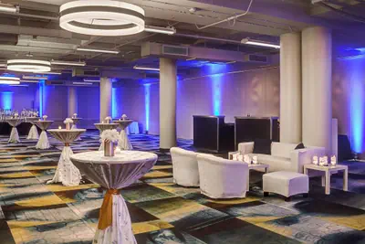 Photo 4 - Detroit Marriott at the Renaissance Center
