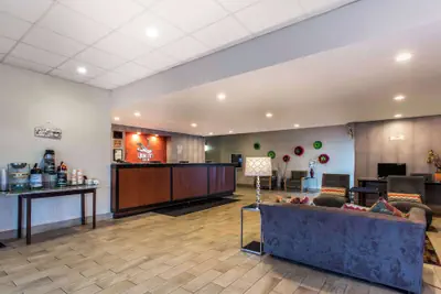 Photo 3 - Quality Inn West Springfield
