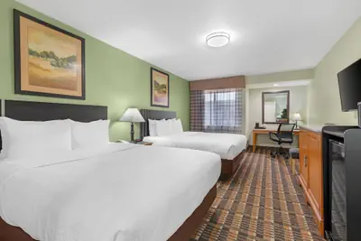 Photo 5 - Quality Inn & Suites Plano East - Richardson