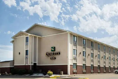 Photo 2 - Quality Inn I-70 at Wanamaker