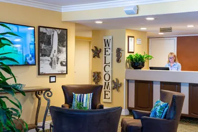 Photo 3 - Dana Point Marina Inn