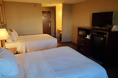 Photo 3 - Days Inn by Wyndham Sheridan