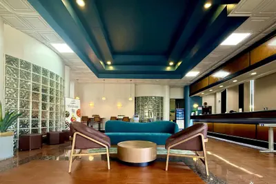 Photo 5 - Best Western Plus Suites Hotel - LAX Airport LA Stadium