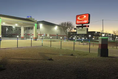 Photo 2 - Econo Lodge Tucumcari Route 66
