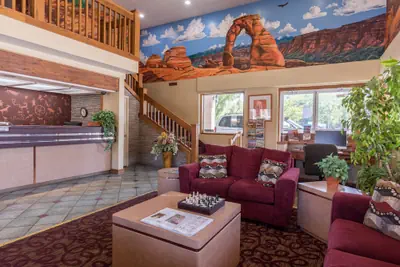 Photo 2 - Hotel Moab Downtown
